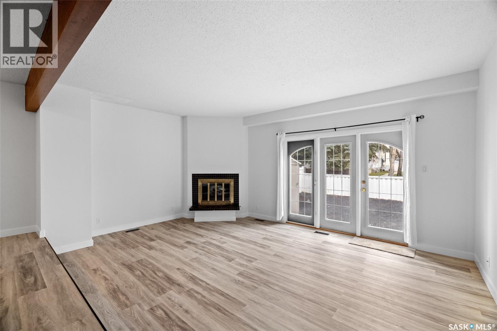 3927 Gordon Road, Regina, Saskatchewan  S4S 6G6 - Photo 5 - SK029868