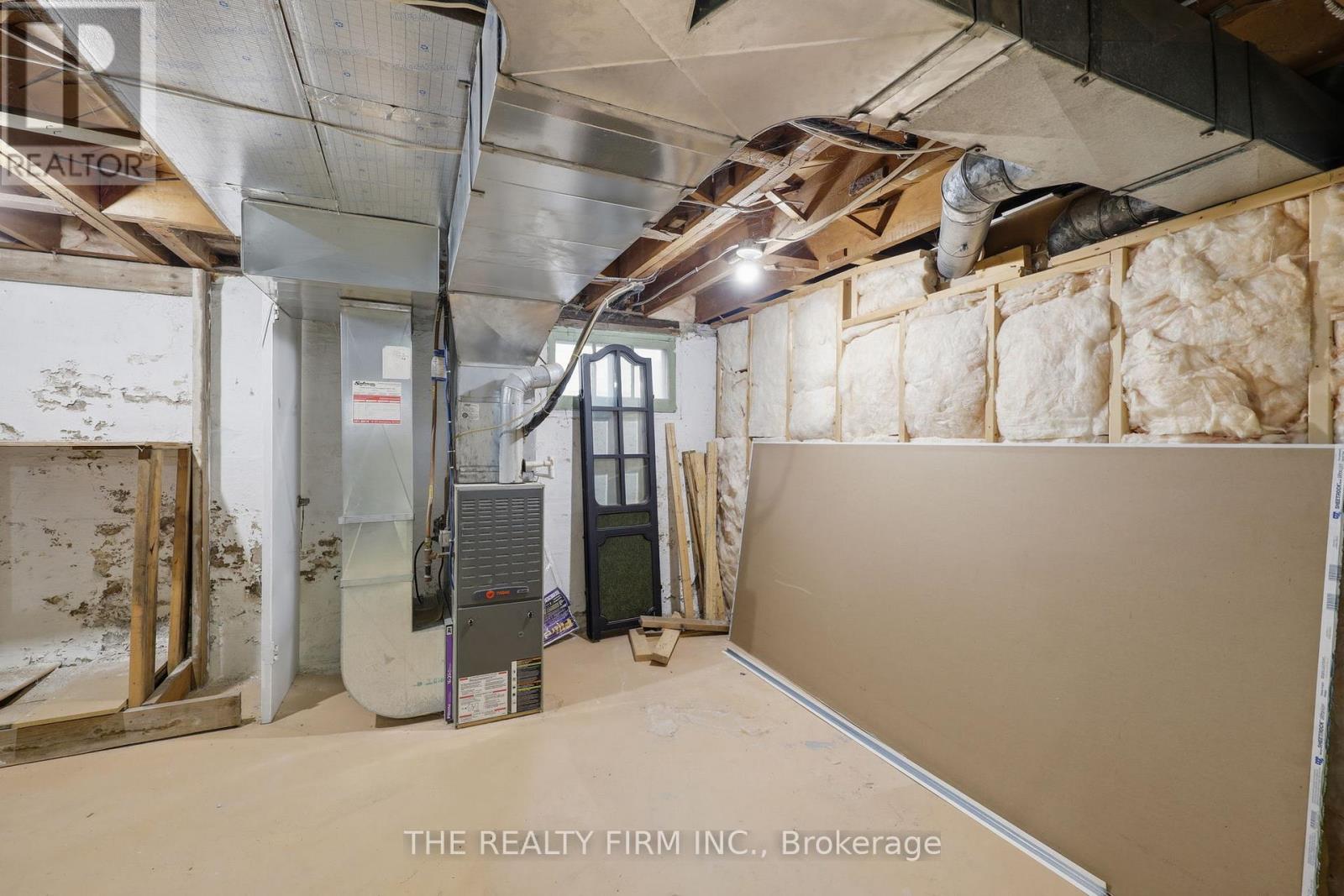 1319 Brydges Street, London East (East N), Ontario  N5W 2C5 - Photo 32 - X12854408