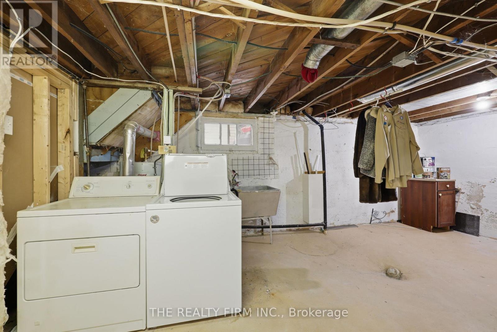 1319 Brydges Street, London East (East N), Ontario  N5W 2C5 - Photo 33 - X12854408