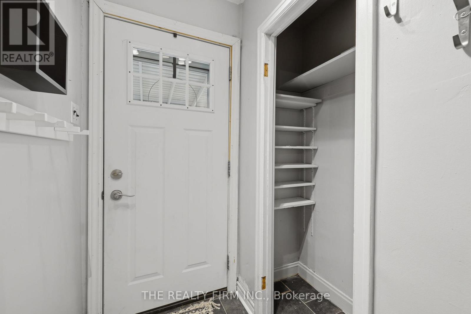 1319 Brydges Street, London East (East N), Ontario  N5W 2C5 - Photo 4 - X12854408