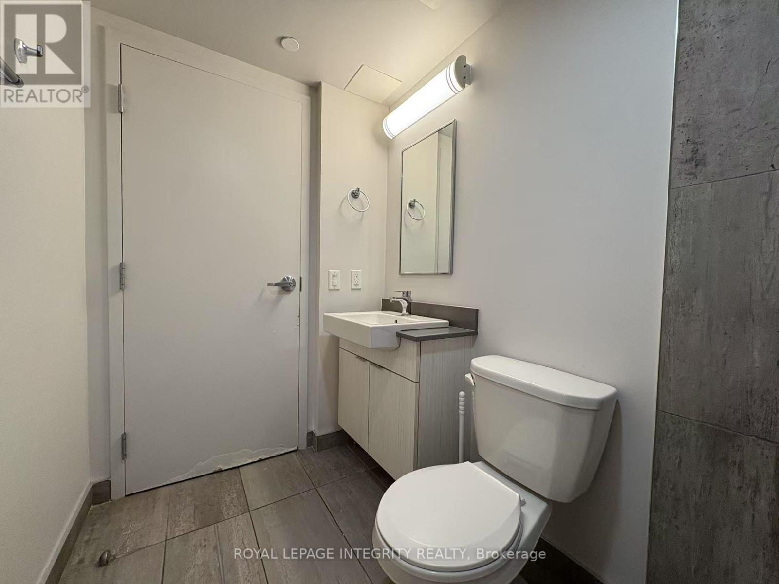 2010 - 105 Champagne Avenue, Ottawa, Ontario  K1S 5E5 - Photo 14 - X12854432