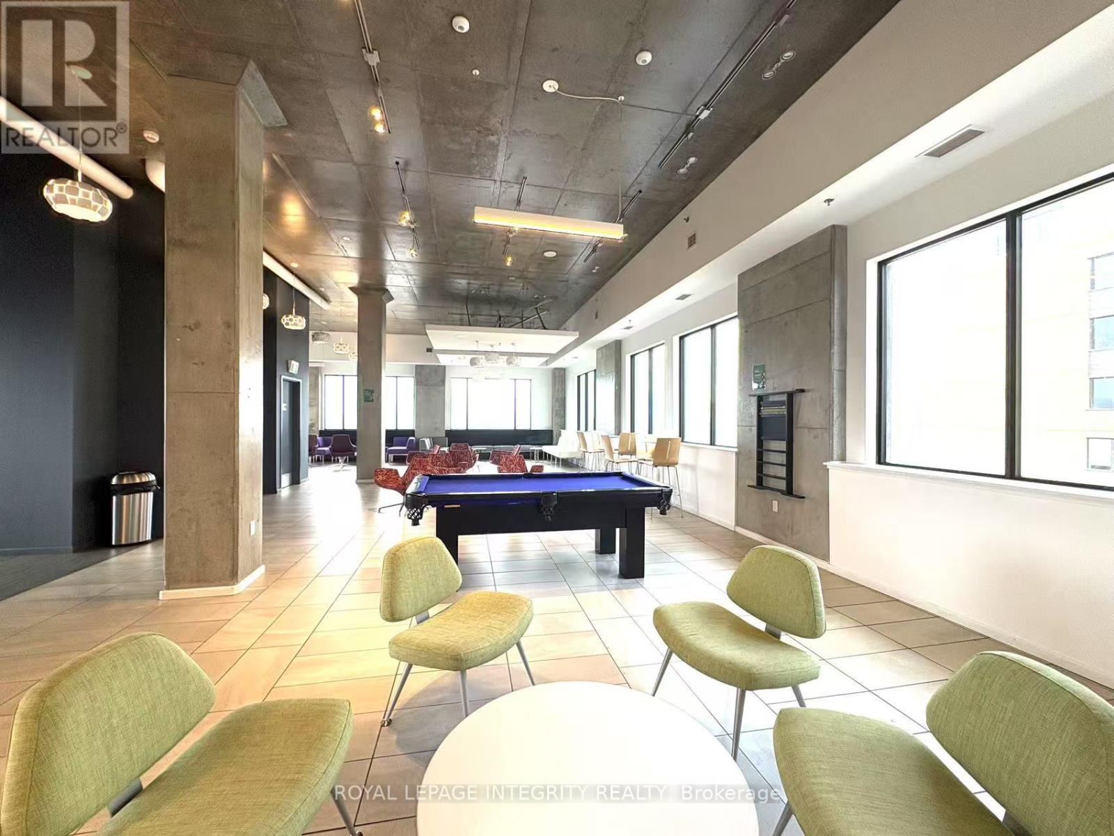 2010 - 105 Champagne Avenue, Ottawa, Ontario  K1S 5E5 - Photo 17 - X12854432