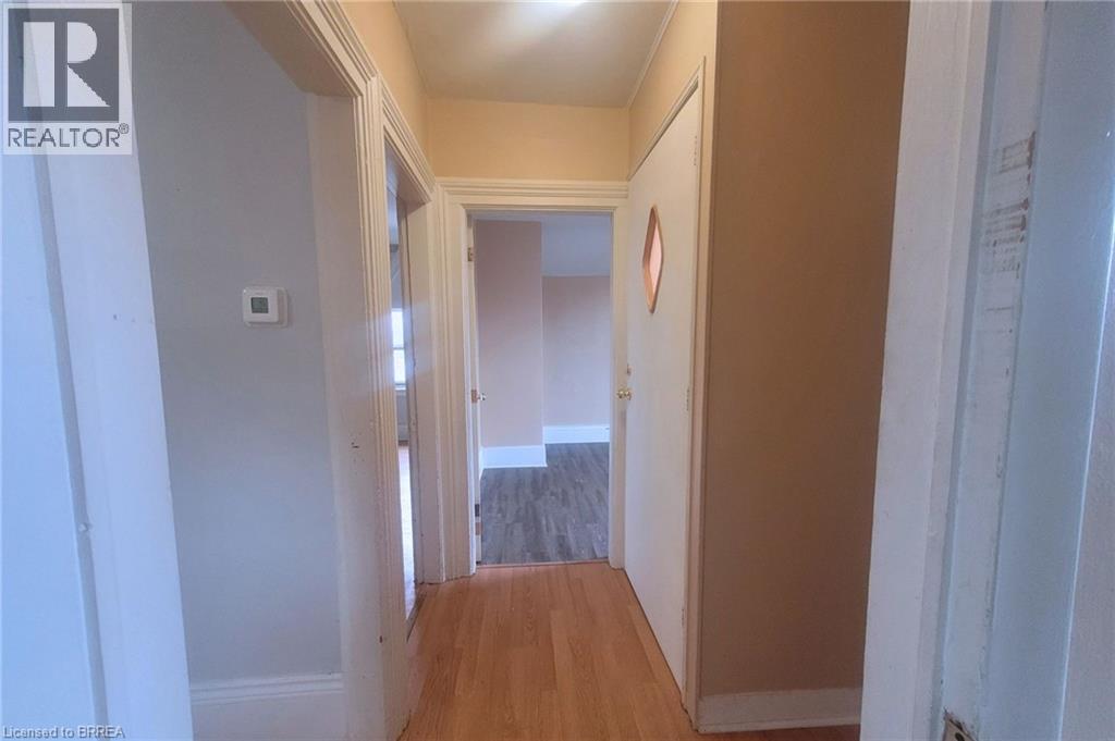 65 East Avenue Unit# Upper, Brantford, Ontario  N3S 3L5 - Photo 3 - 40810081