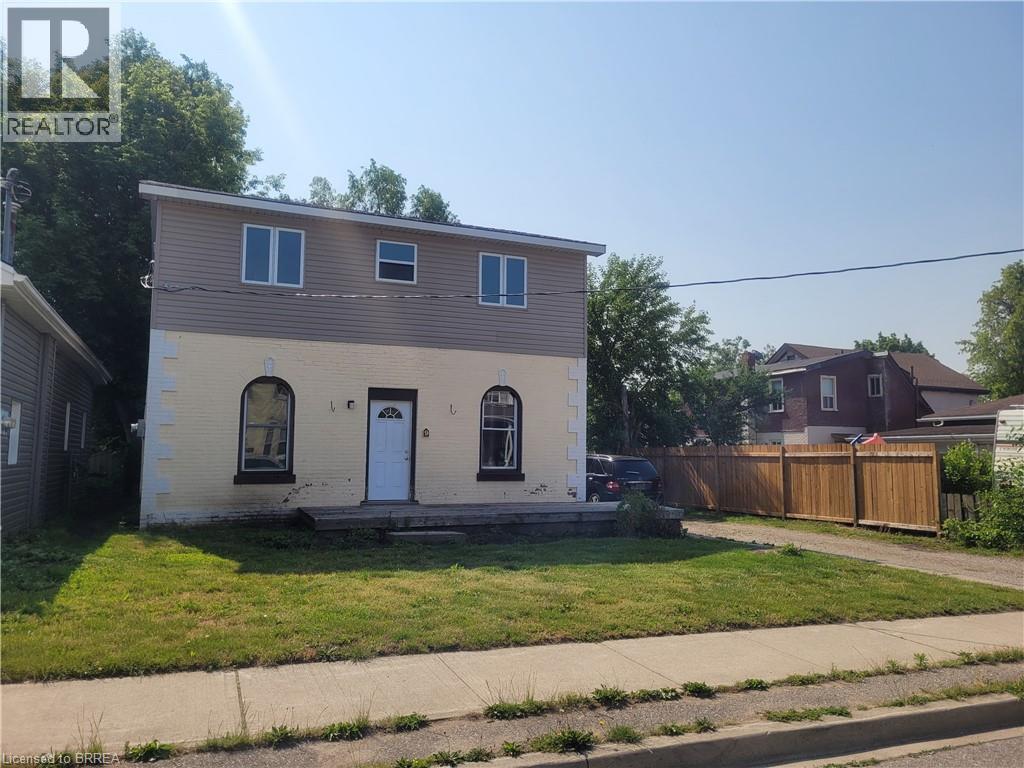 9 Washington Street Unit# A, Brantford, Ontario  N3R 3W9 - Photo 2 - 40810025