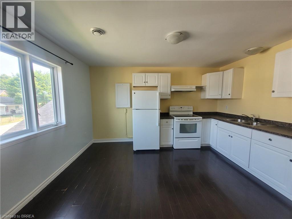 9 Washington Street Unit# A, Brantford, Ontario  N3R 3W9 - Photo 4 - 40810025