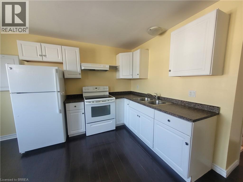 9 Washington Street Unit# A, Brantford, Ontario  N3R 3W9 - Photo 7 - 40810025