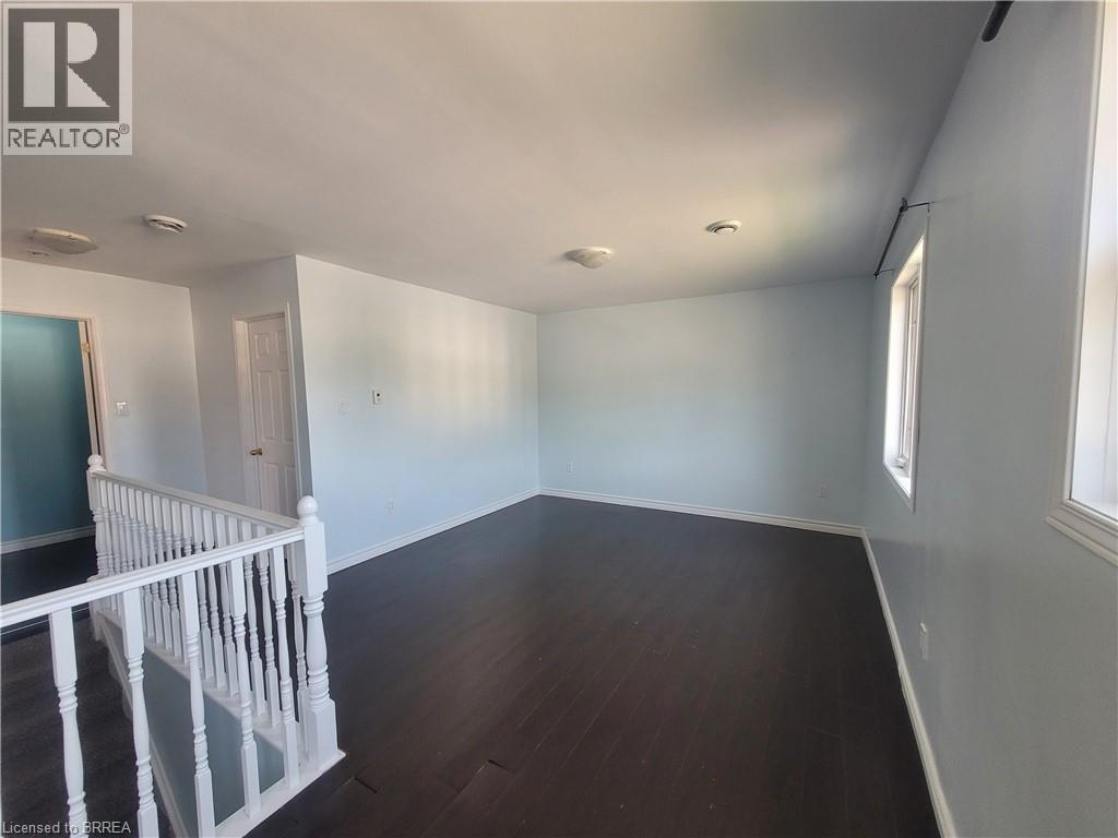 9 Washington Street Unit# A, Brantford, Ontario  N3R 3W9 - Photo 8 - 40810025