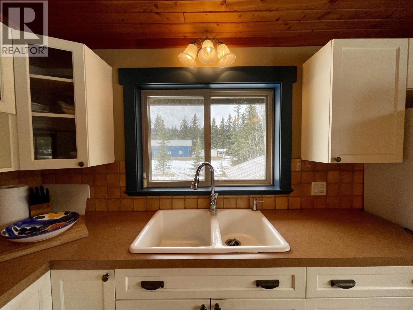 7307 S Canim Lake Road, Canim Lake, British Columbia  V0K 1J0 - Photo 12 - R3096927