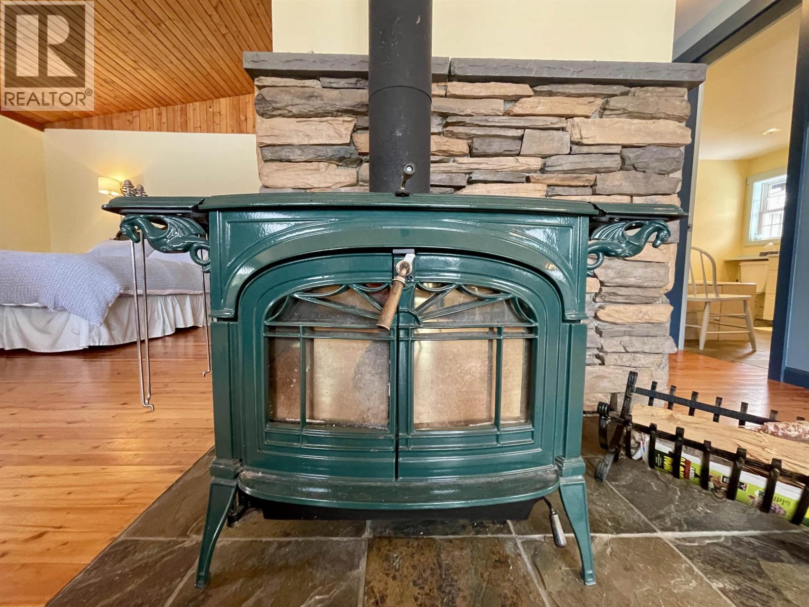 7307 S Canim Lake Road, Canim Lake, British Columbia  V0K 1J0 - Photo 17 - R3096927