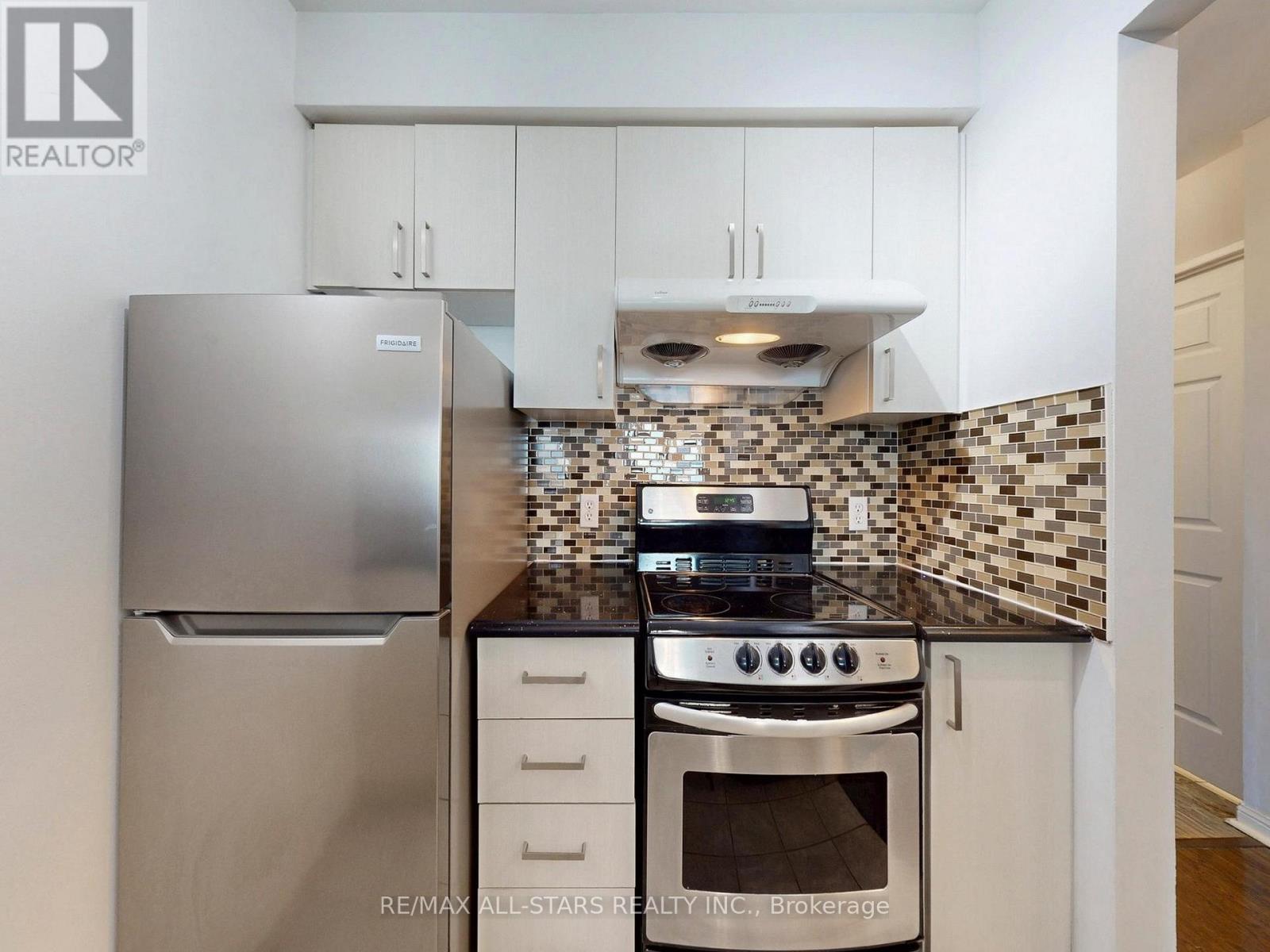 2315 - 1 Lee Centre Drive, Toronto, Ontario  M1H 3J2 - Photo 12 - E12840914