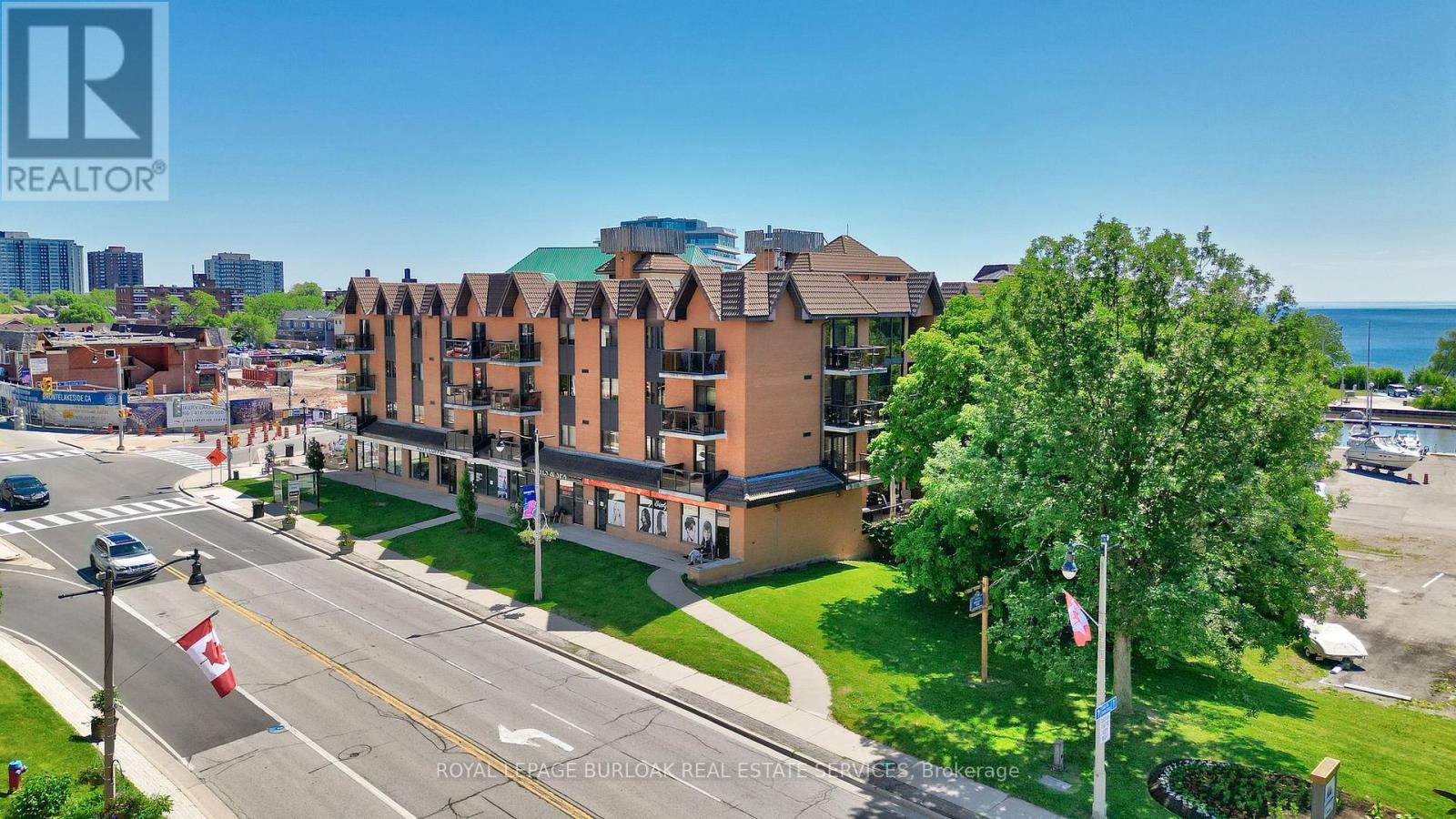 303 - 102 BRONTE ROAD, Oakville, Ontario