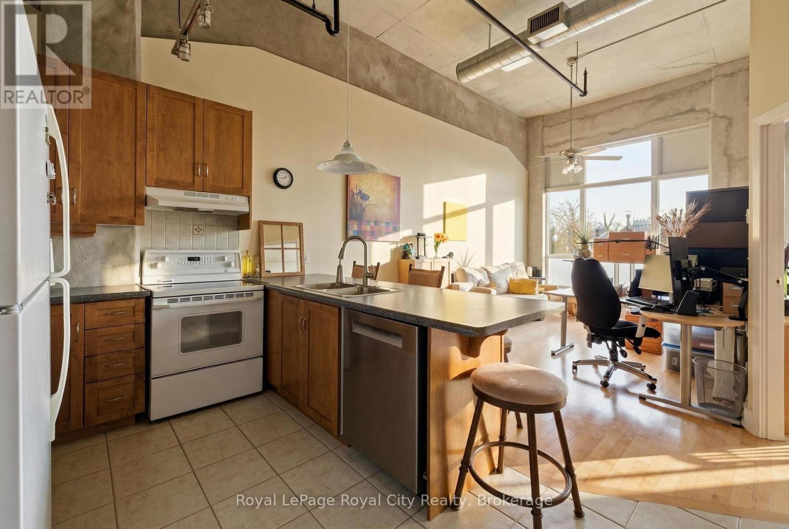 108 - 26 Ontario Street, Guelph, Ontario  N1E 7K1 - Photo 3 - X12854296