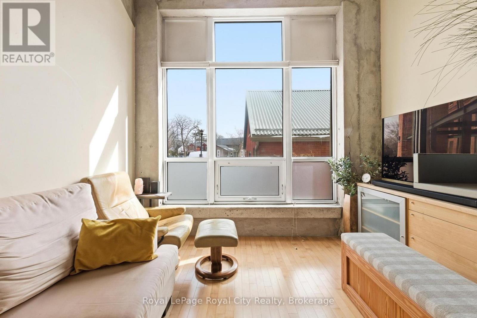 108 - 26 Ontario Street, Guelph, Ontario  N1E 7K1 - Photo 4 - X12854296