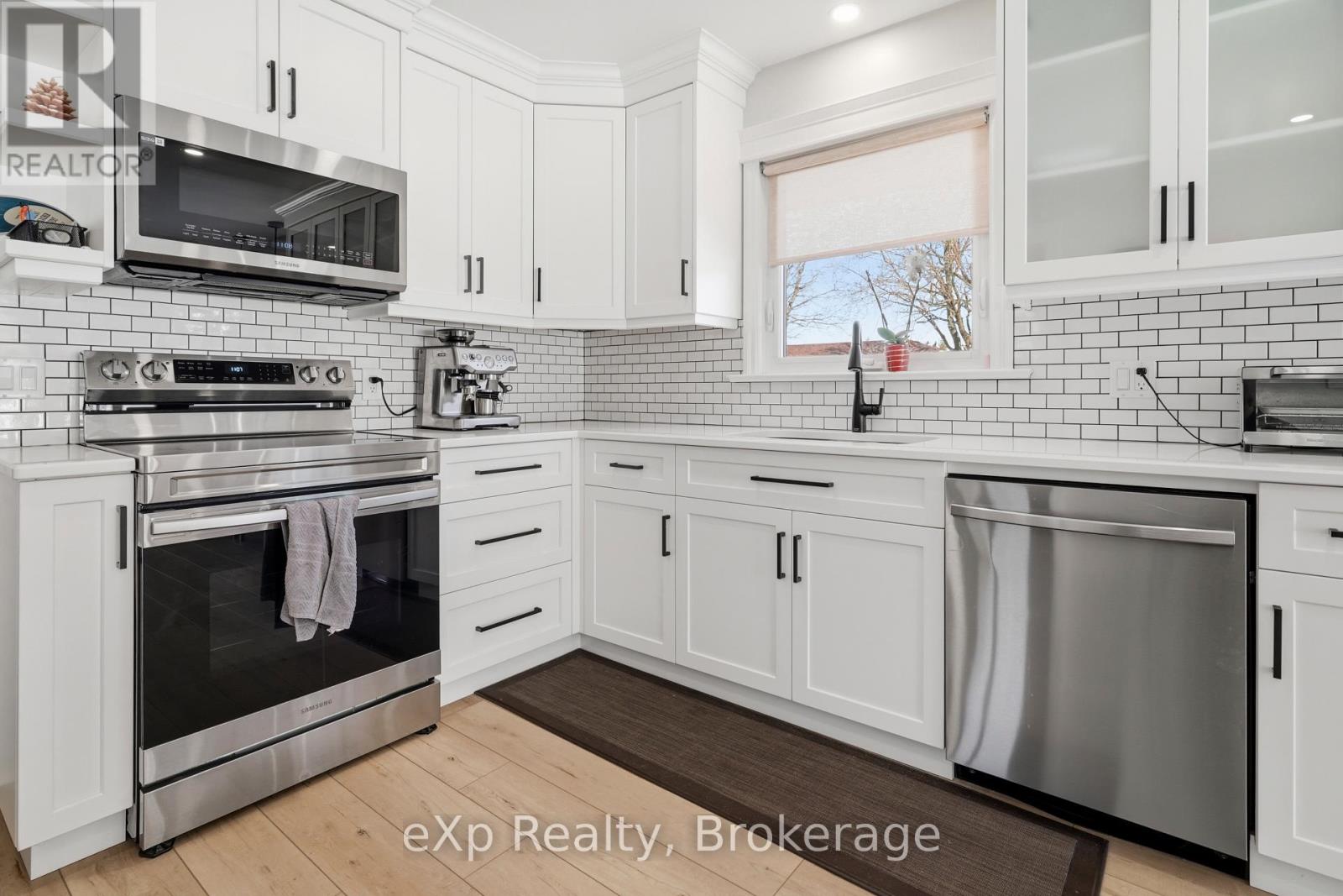 Unknown Address, ,     - Photo 11 - X12854342