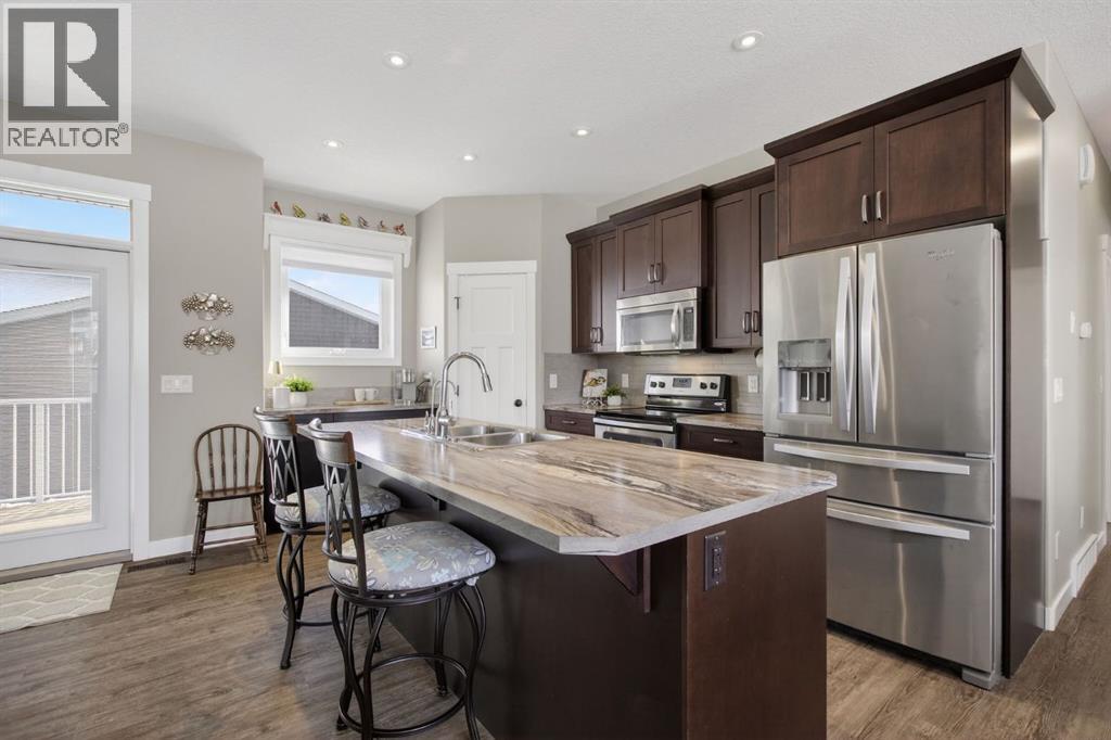 215 George Street, Diamond Valley, Alberta  T0L 2A0 - Photo 7 - A2287893