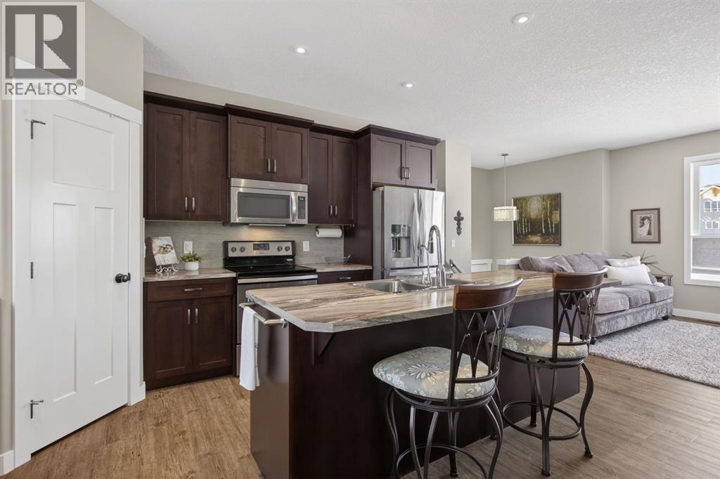 215 George Street, Diamond Valley, Alberta  T0L 2A0 - Photo 8 - A2287893