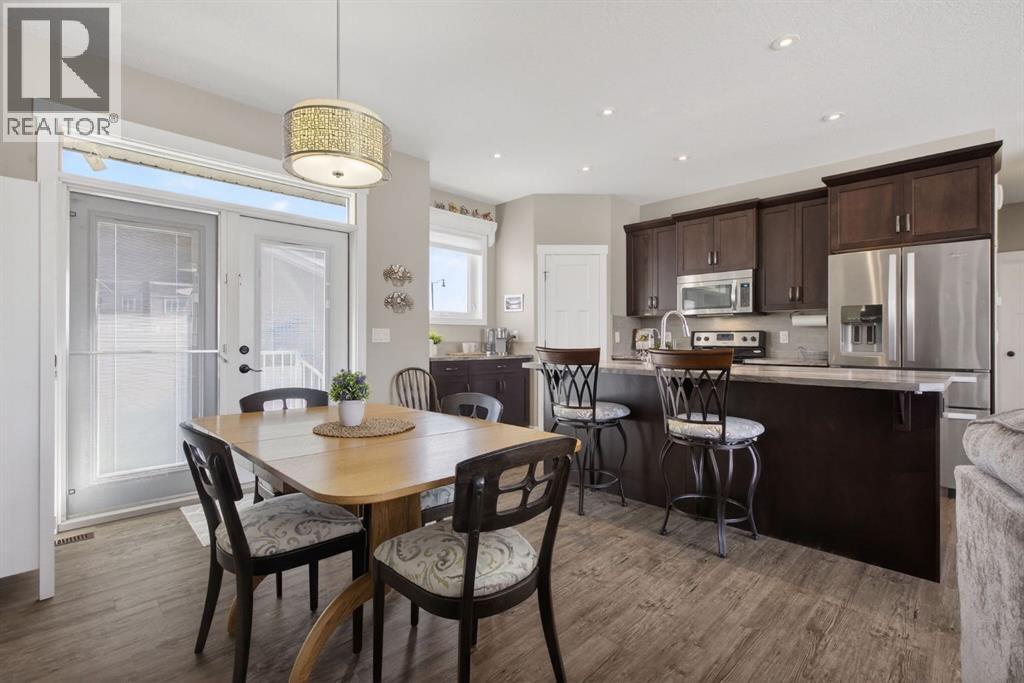 215 George Street, Diamond Valley, Alberta  T0L 2A0 - Photo 5 - A2287893