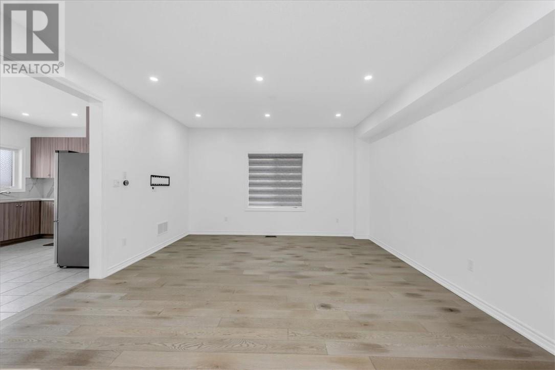 1252 Peelar Crescent, Innisfil, Ontario  L0L 1W0 - Photo 9 - 2126701