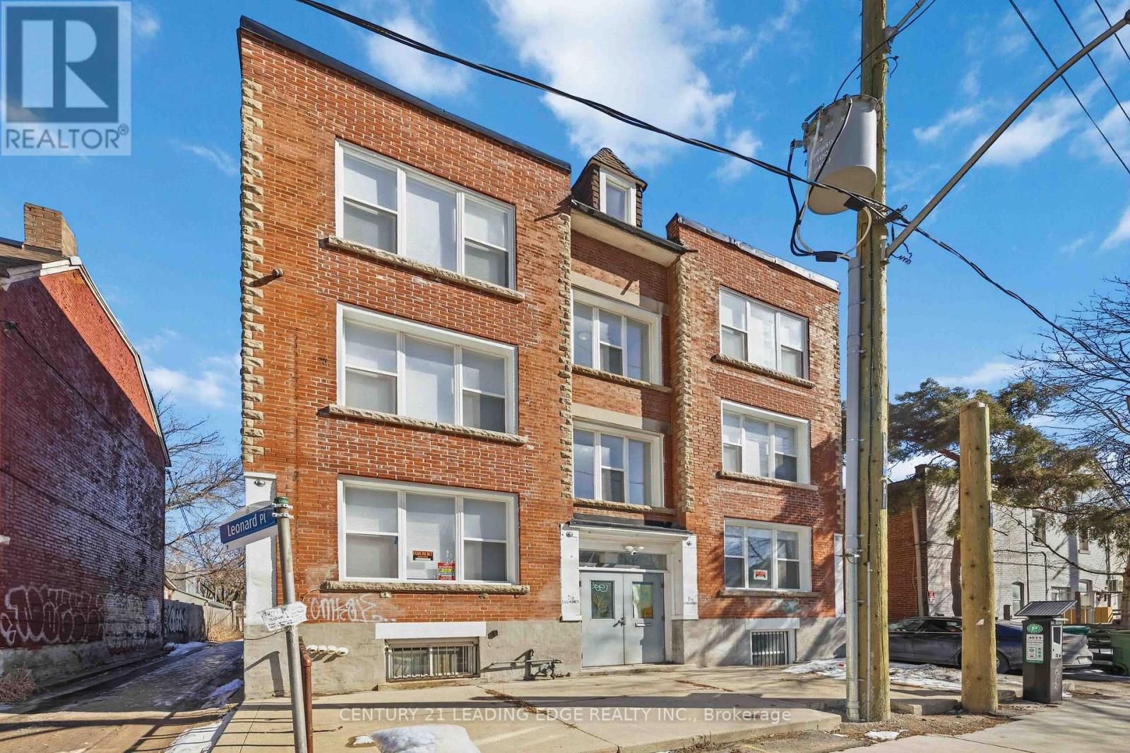 1 - 1A LEONARD AVENUE, Toronto, Ontario
