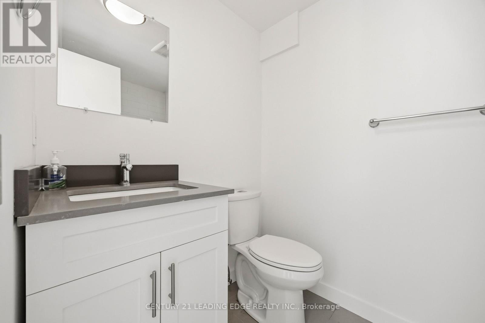 1 - 1a Leonard Avenue, Toronto (Kensington-Chinatown), Ontario  M5T 2P8 - Photo 21 - C12854440