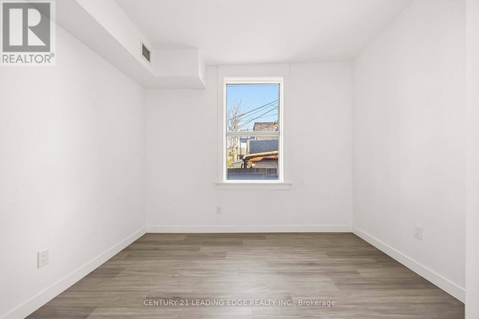 1 - 1a Leonard Avenue, Toronto (Kensington-Chinatown), Ontario  M5T 2P8 - Photo 27 - C12854440