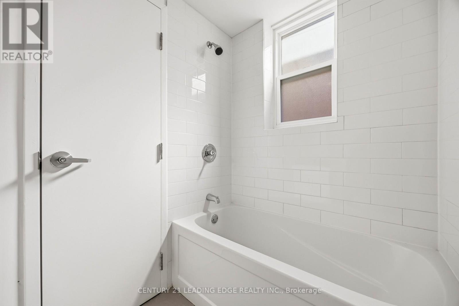 1 - 1a Leonard Avenue, Toronto (Kensington-Chinatown), Ontario  M5T 2P8 - Photo 30 - C12854440