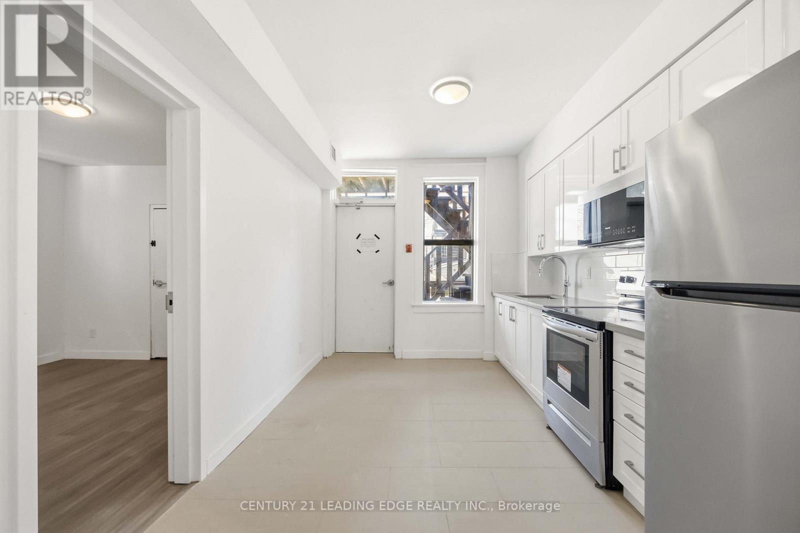 1 - 1a Leonard Avenue, Toronto (Kensington-Chinatown), Ontario  M5T 2P8 - Photo 8 - C12854440