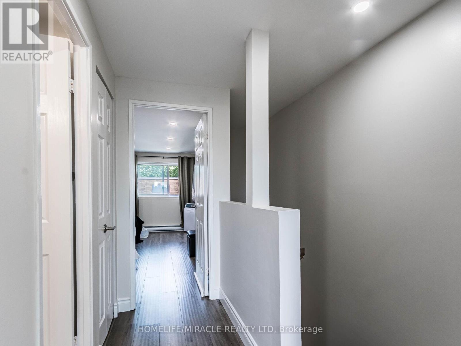 124 - 180 Mississauga Valley Boulevard, Mississauga, Ontario  L5A 3M2 - Photo 22 - W12852400