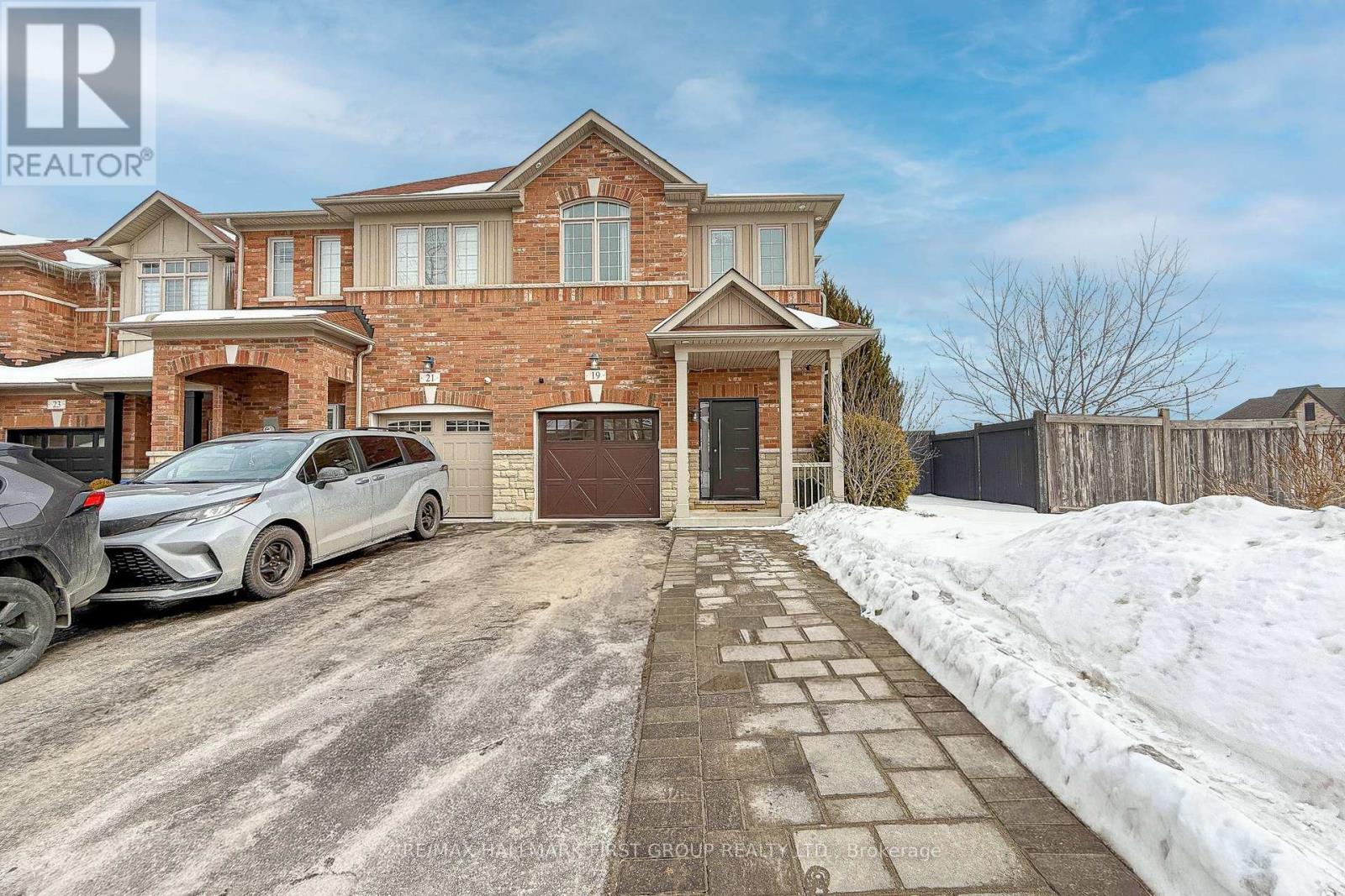 19 WATERLILY TRAIL, King, Ontario