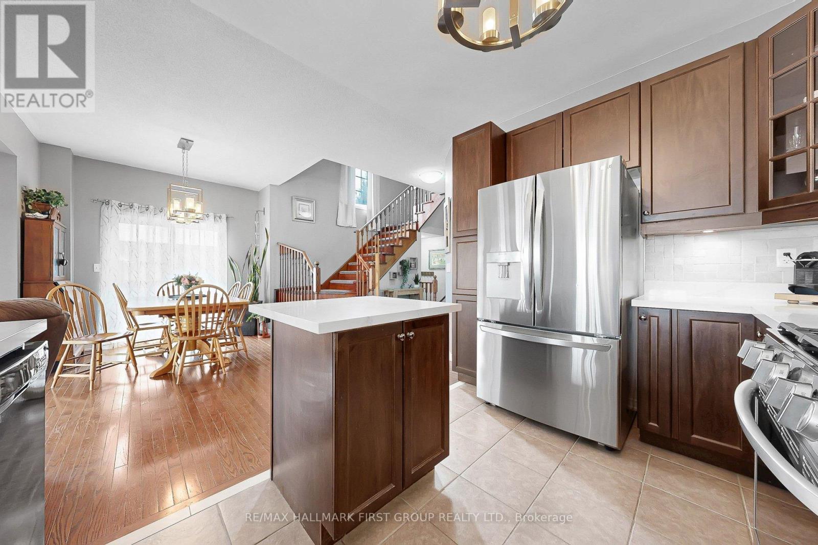 19 Waterlily Trail, King (Schomberg), Ontario  L0G 1T0 - Photo 6 - N12854316