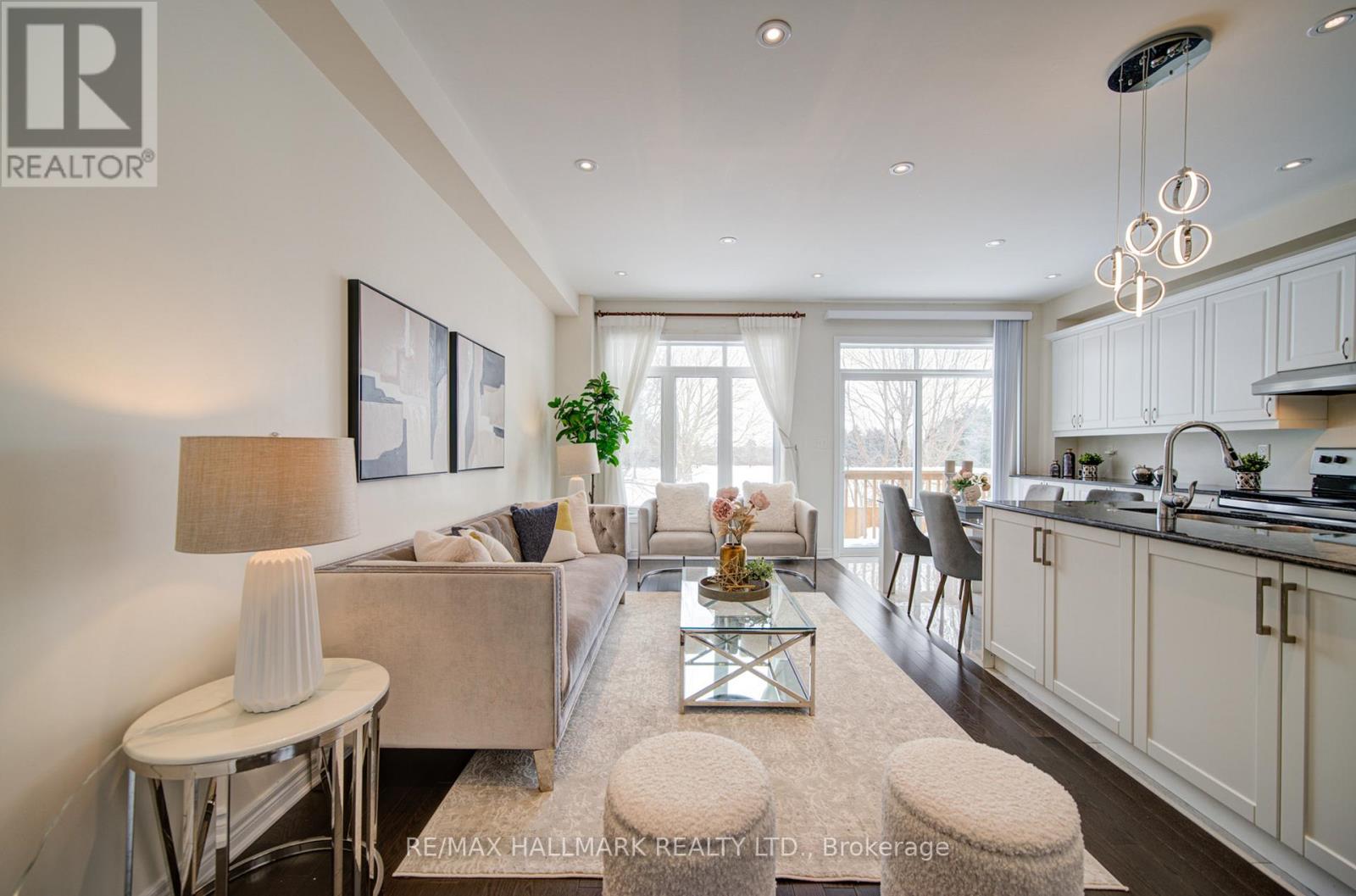 71 Titan Trail, Markham, Ontario  L3S 0E2 - Photo 10 - N12854420