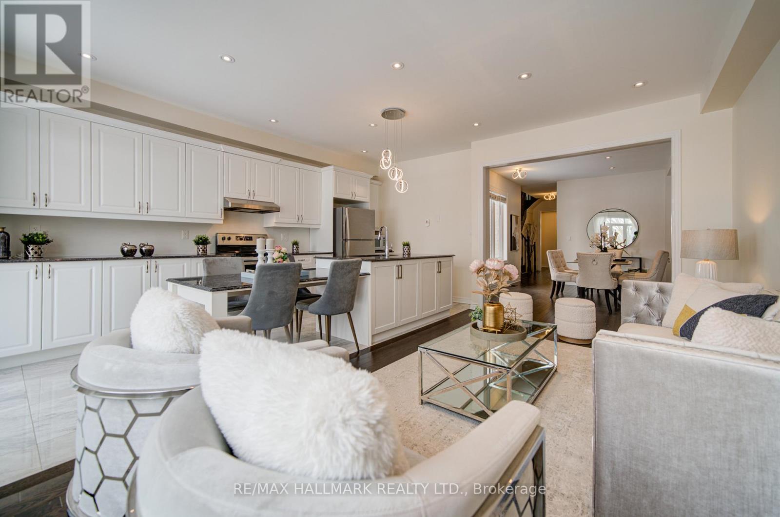 71 Titan Trail, Markham, Ontario  L3S 0E2 - Photo 11 - N12854420