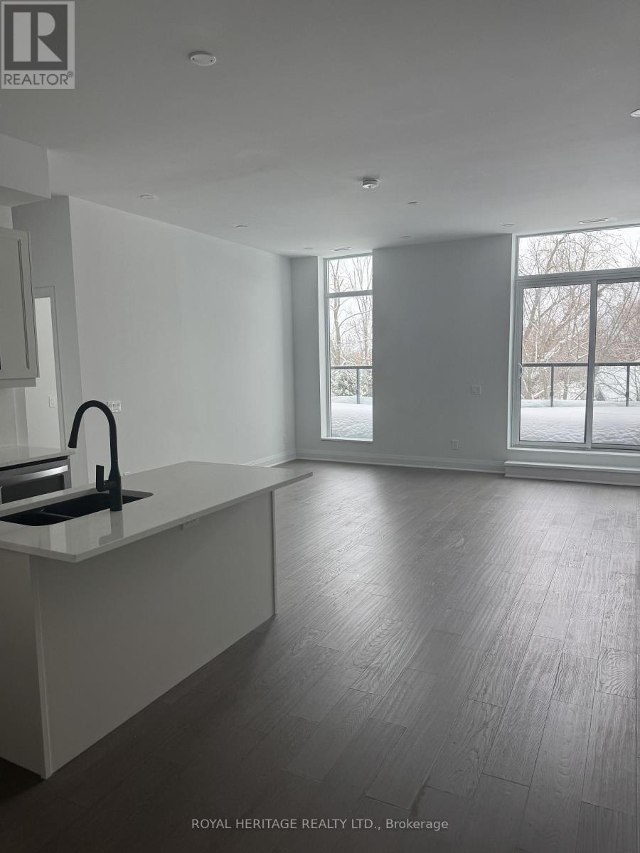 215 - 99 Louisa Street, Kawartha Lakes, Ontario  K0M 1N0 - Photo 4 - X12819244