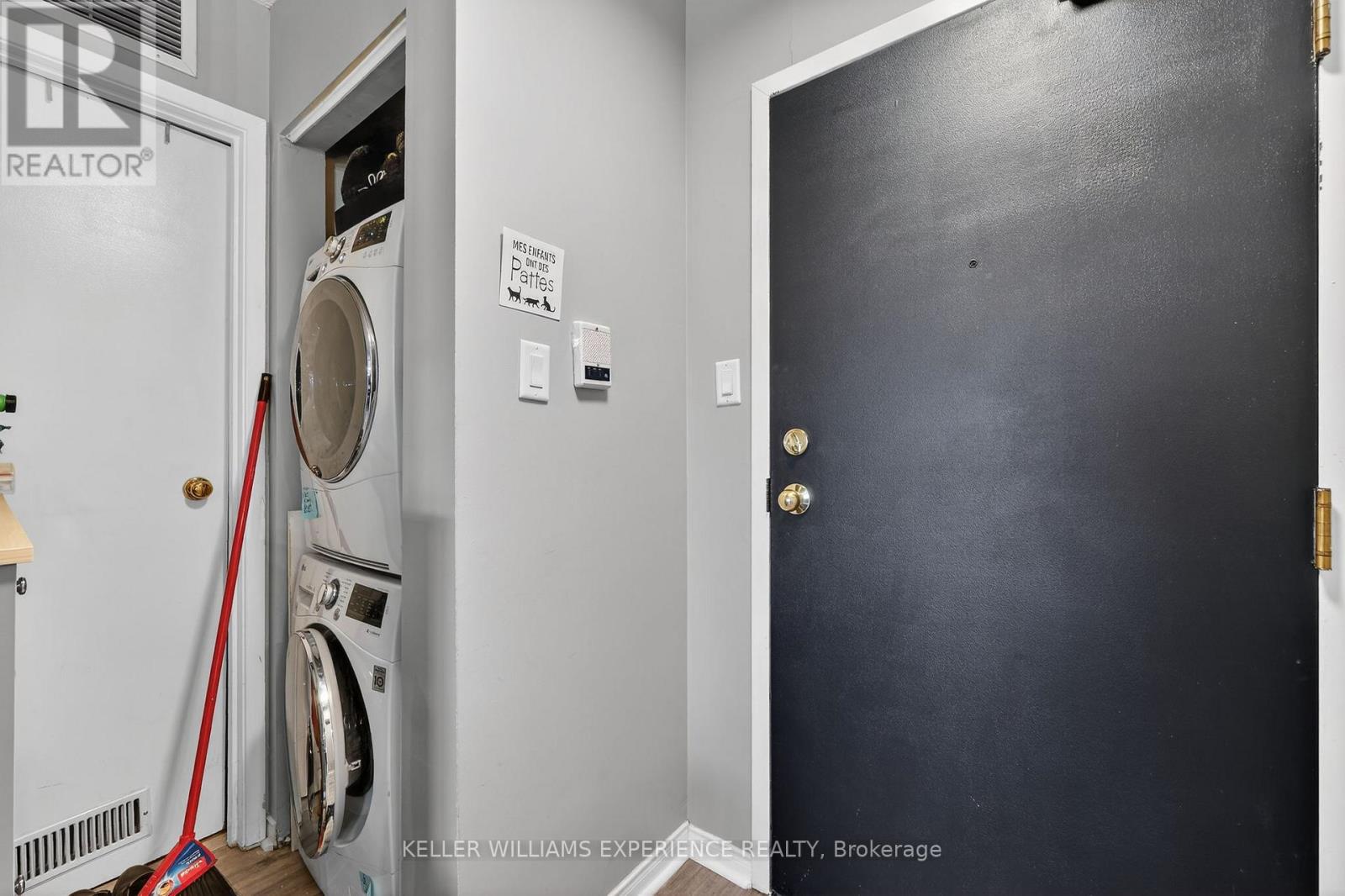 301 - 120 Bell Farm Road, Barrie (Alliance), Ontario  L4M 6J2 - Photo 13 - S12854328