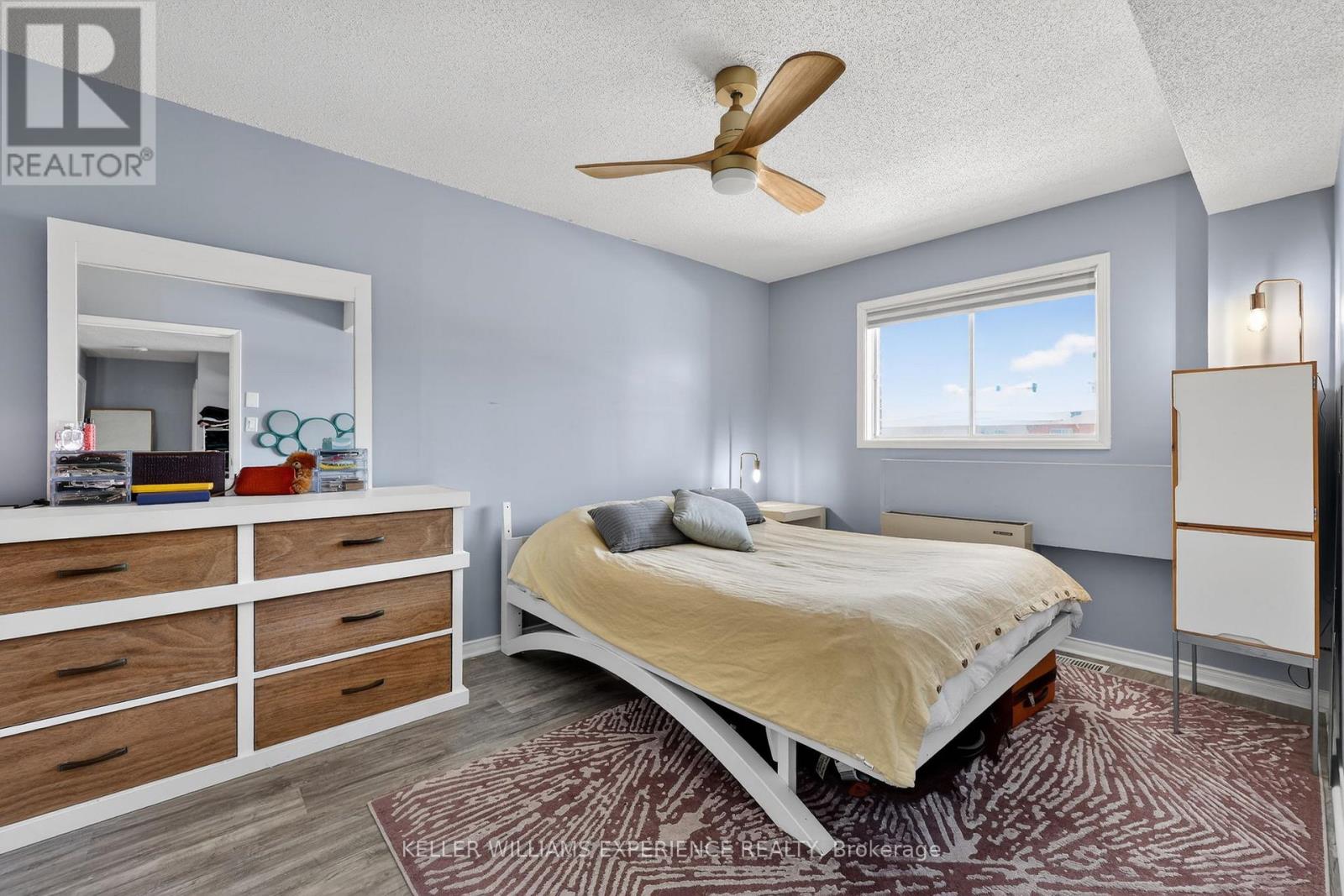 301 - 120 Bell Farm Road, Barrie (Alliance), Ontario  L4M 6J2 - Photo 17 - S12854328