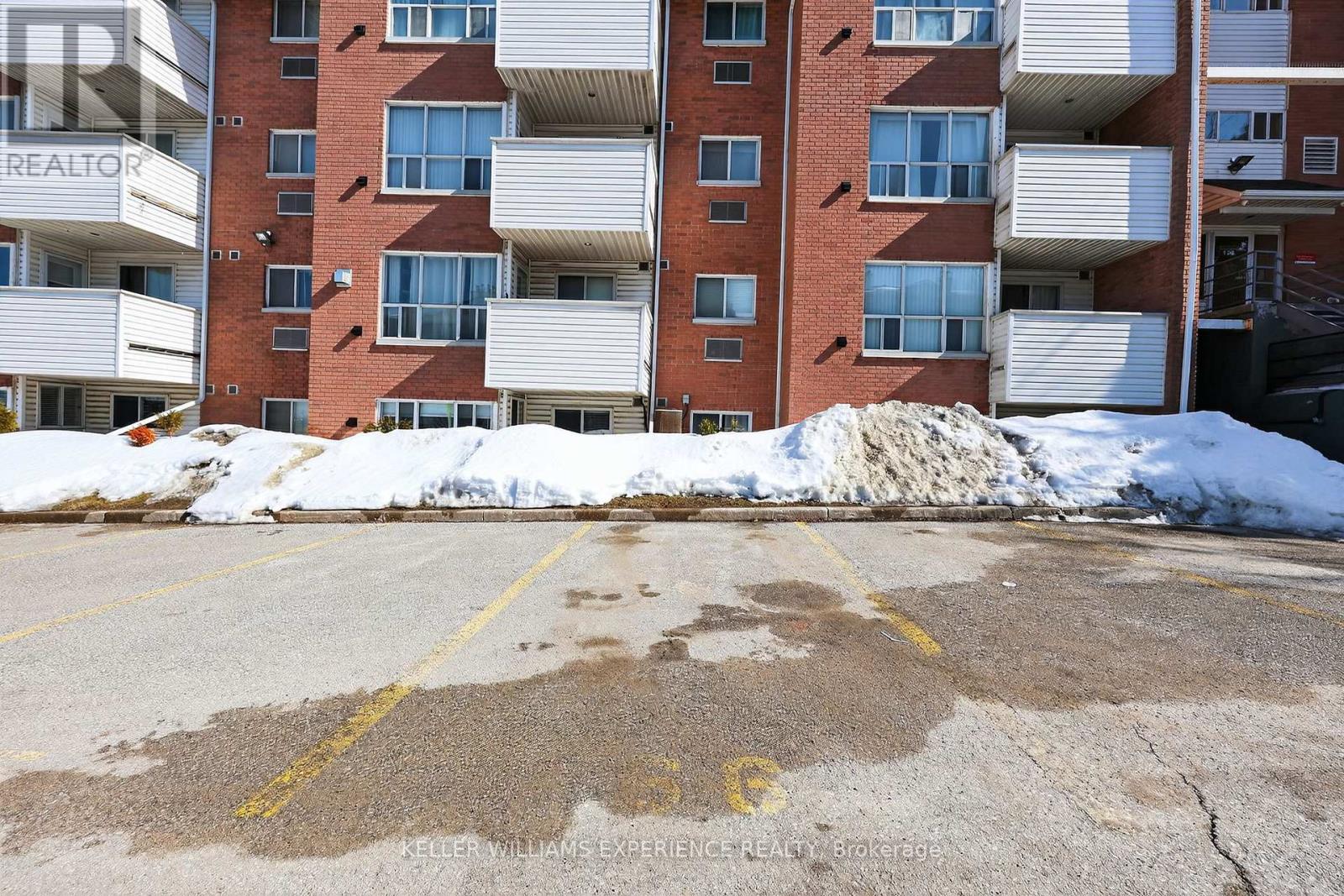 301 - 120 Bell Farm Road, Barrie (Alliance), Ontario  L4M 6J2 - Photo 20 - S12854328