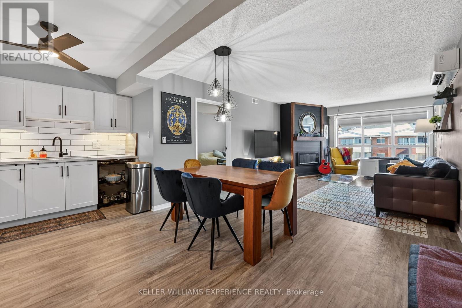 301 - 120 Bell Farm Road, Barrie (Alliance), Ontario  L4M 6J2 - Photo 6 - S12854328