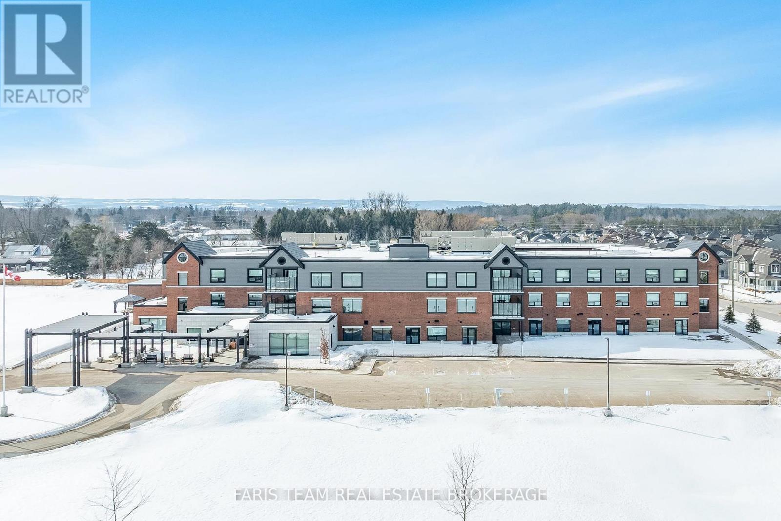 A2 - 301 Junction Road, Clearview (Stayner), Ontario  L0M 1S0 - Photo 2 - S12854352