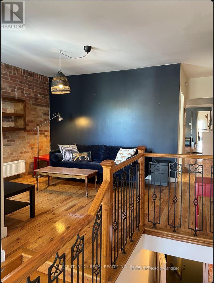 3 - 1336 Queen Street W, Toronto (Roncesvalles), Ontario  M6K 1L4 - Photo 2 - W12854292