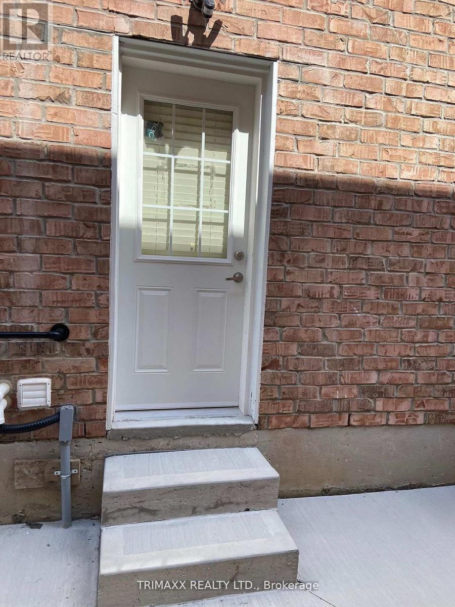 Basement - 7 Vinewood Road, Caledon, Ontario  L7C 4A9 - Photo 3 - W12854332