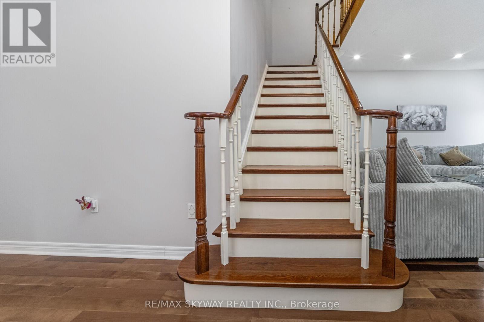 87 Ashdale Road, Brampton (Bram West), Ontario  L6Y 5M9 - Photo 21 - W12854346