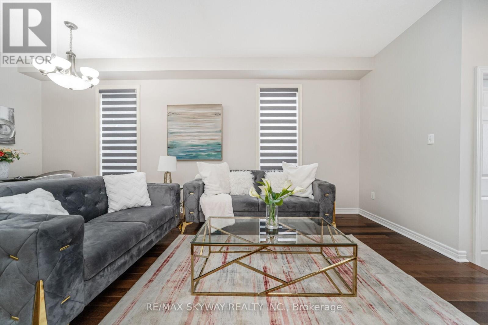 87 Ashdale Road, Brampton (Bram West), Ontario  L6Y 5M9 - Photo 9 - W12854346