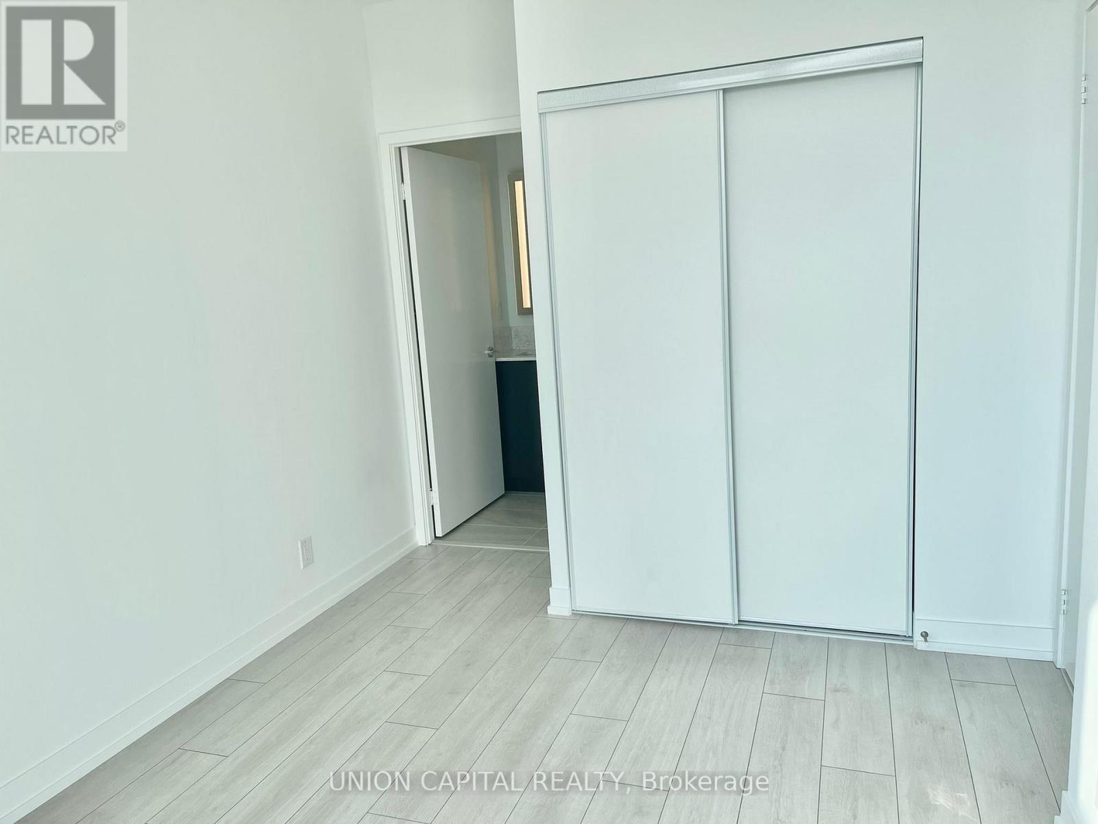 1205 - 270 Dufferin Street, Toronto (South Parkdale), Ontario  M6K 0H8 - Photo 10 - W12854360