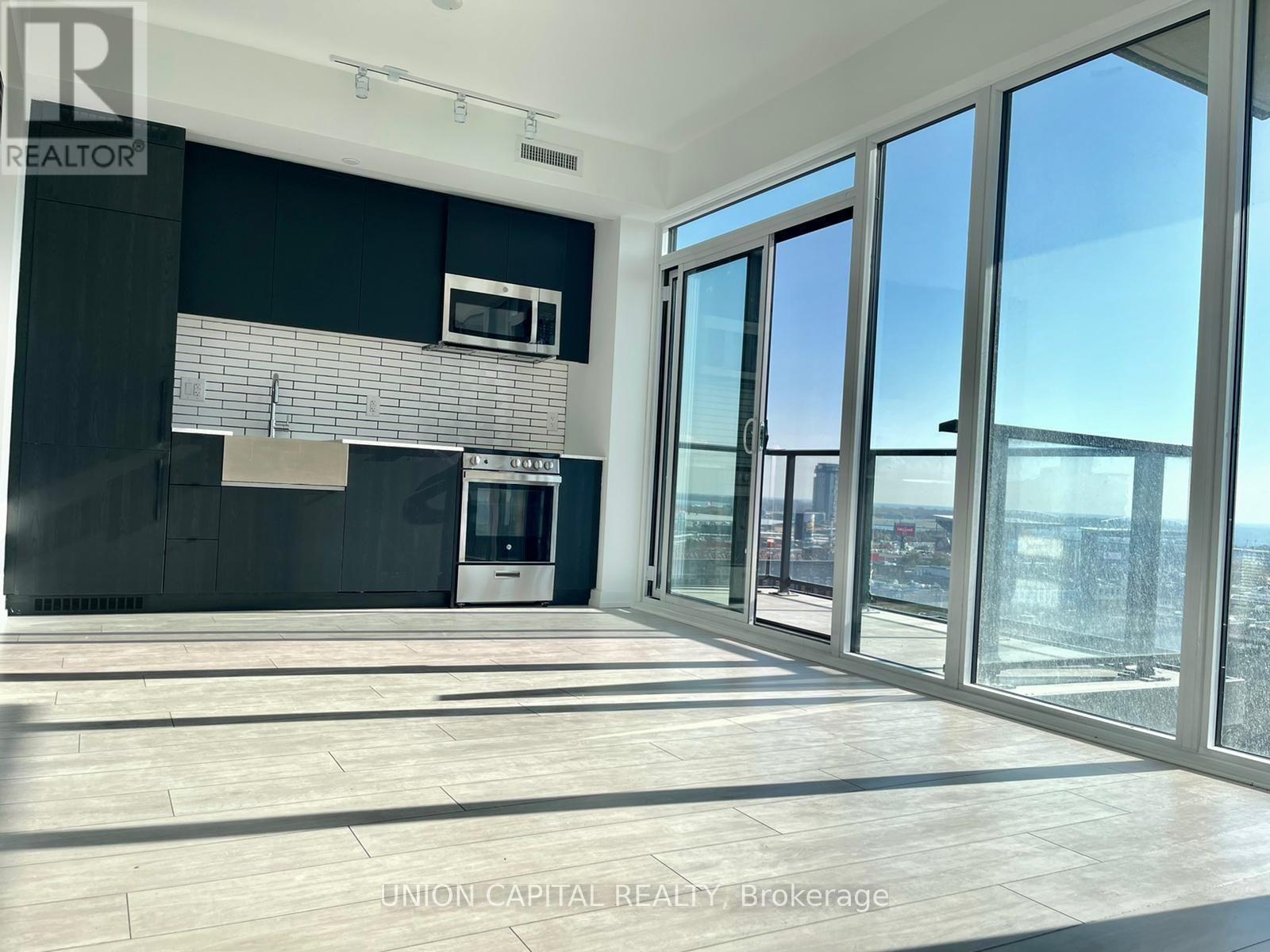 1205 - 270 Dufferin Street, Toronto (South Parkdale), Ontario  M6K 0H8 - Photo 7 - W12854360