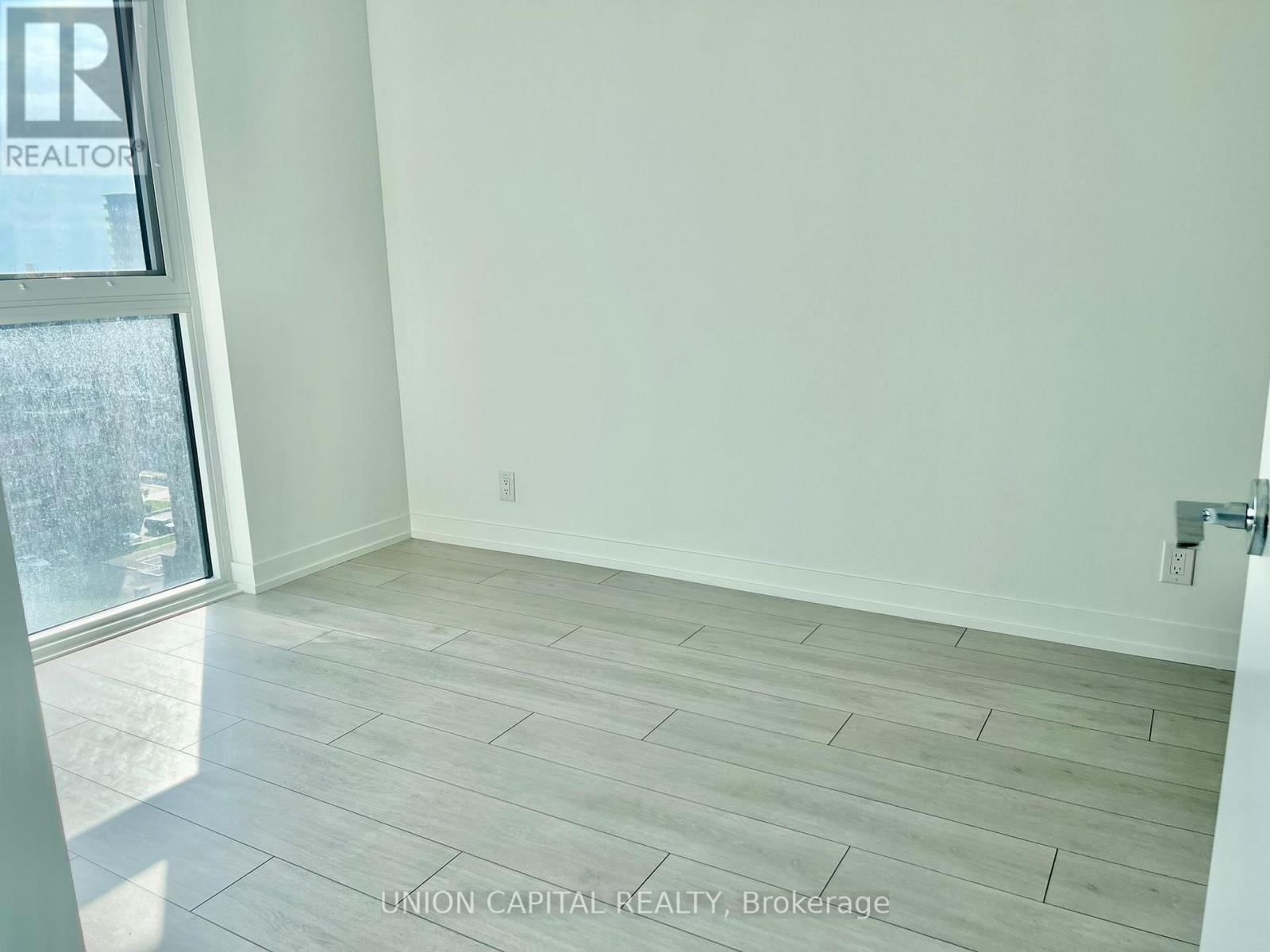 1205 - 270 Dufferin Street, Toronto (South Parkdale), Ontario  M6K 0H8 - Photo 8 - W12854360