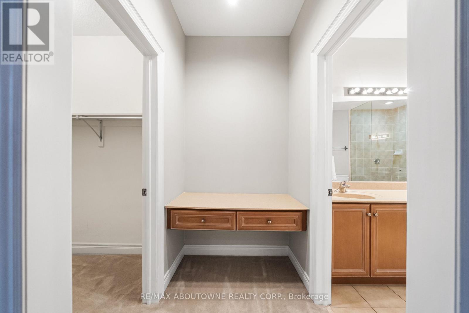 3334 Fox Run Circle, Oakville, Ontario  L6L 6W4 - Photo 18 - W12854368