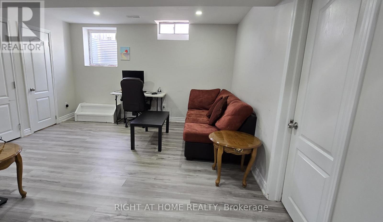 Bsmt - 347 Bristol Road W, Mississauga (Hurontario), Ontario  L5R 3R7 - Photo 3 - W12854378