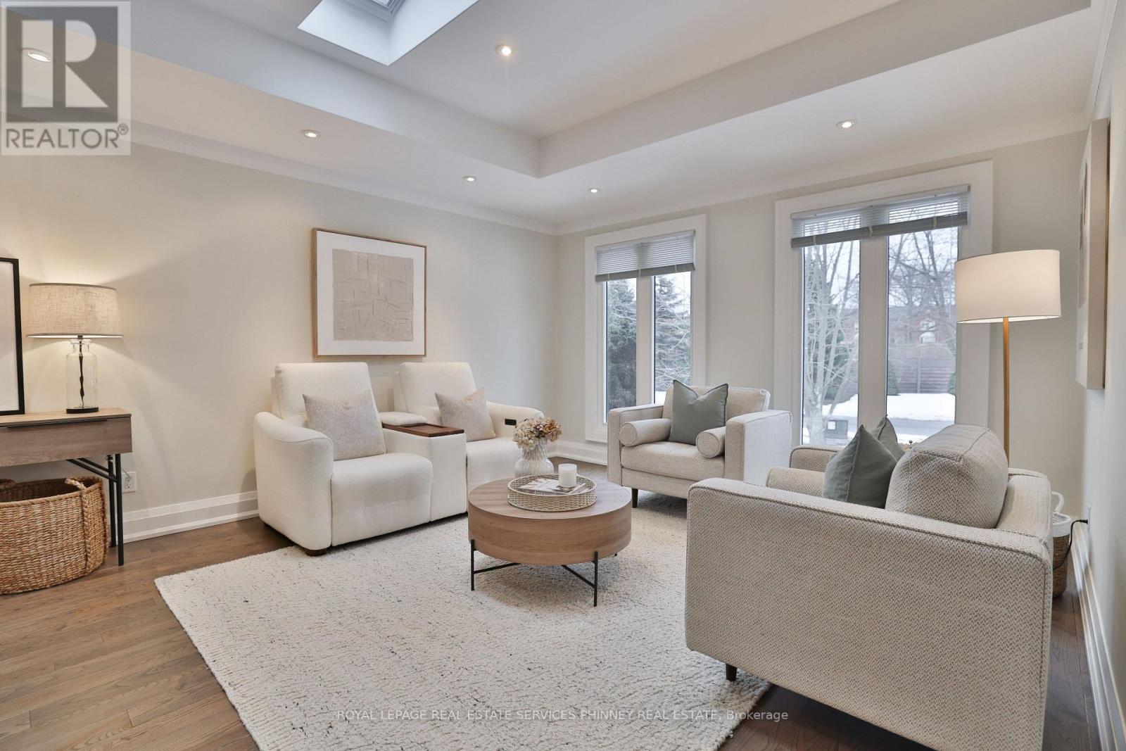 1053 Fair Birch Drive, Mississauga (Lorne Park), Ontario  L5H 1M4 - Photo 8 - W12854398