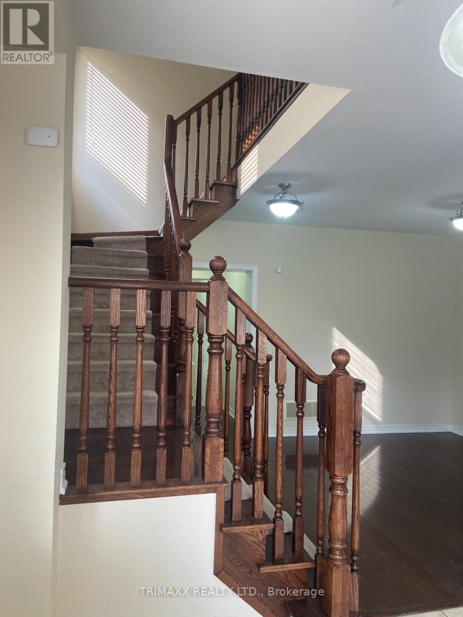 7 Vinewood Road, Caledon, Ontario  L7C 4A9 - Photo 13 - W12854446