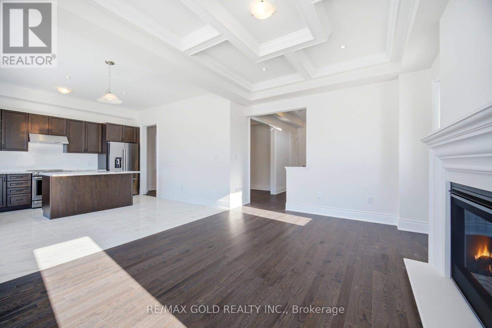 32 Addison Street, Caledon, Ontario  L7C 4N2 - Photo 16 - W12854476